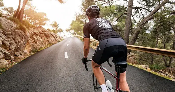 tensão muscular óptima quando se anda de bicicleta