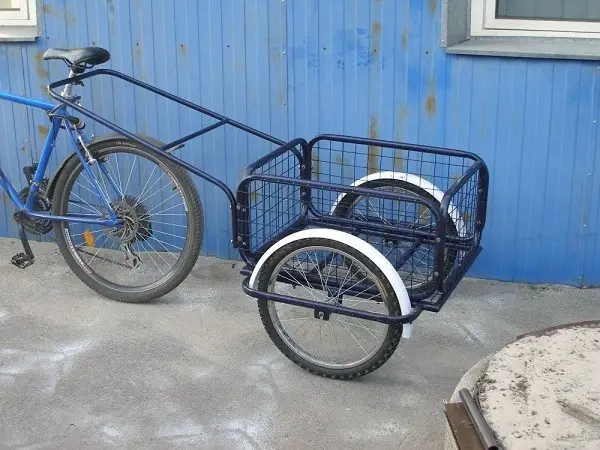 reboque de bicicleta improvisado