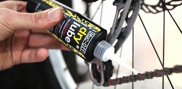 lubrificação de corrente de bicicleta