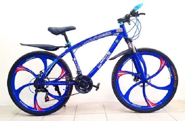 bicicleta sobre rodas de liga leve